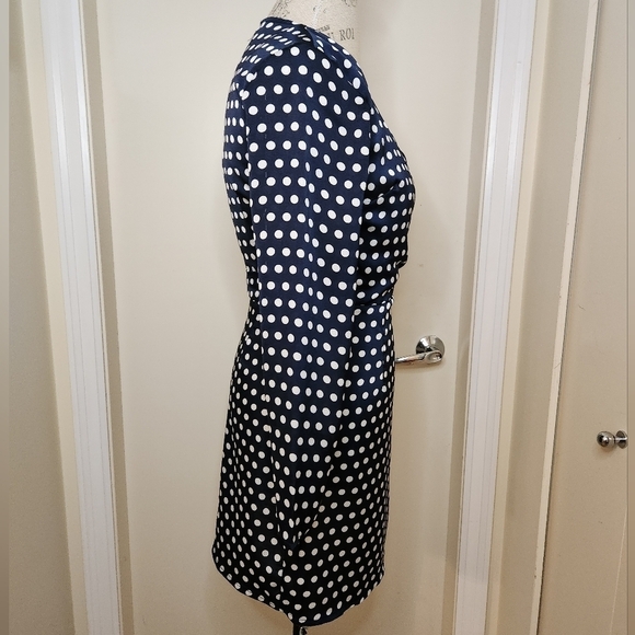 Retro polkadot wrap dress - Picture 3 of 12